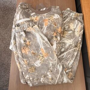Comfrt Camo Sweat Set